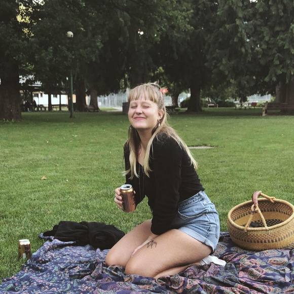 Meet your Posher, Maya - Picture 1 of 1